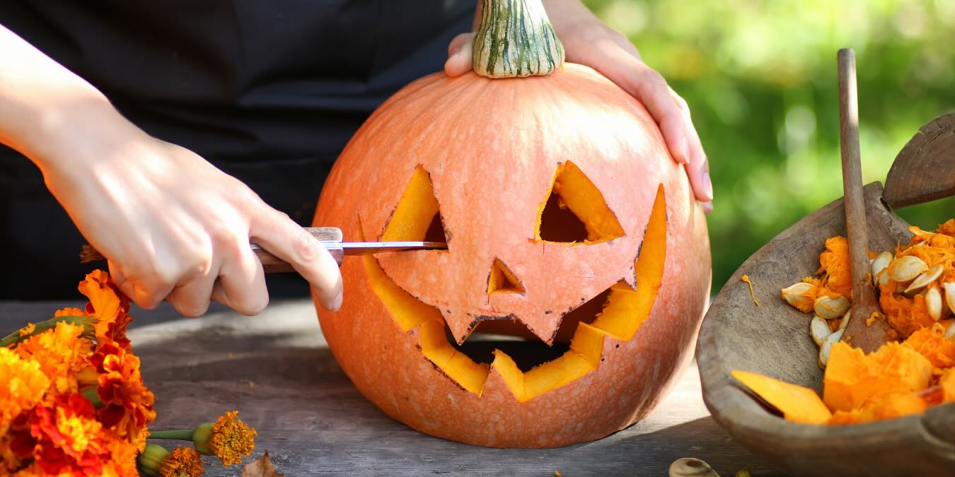 Carving Pumpkins & Social | Special