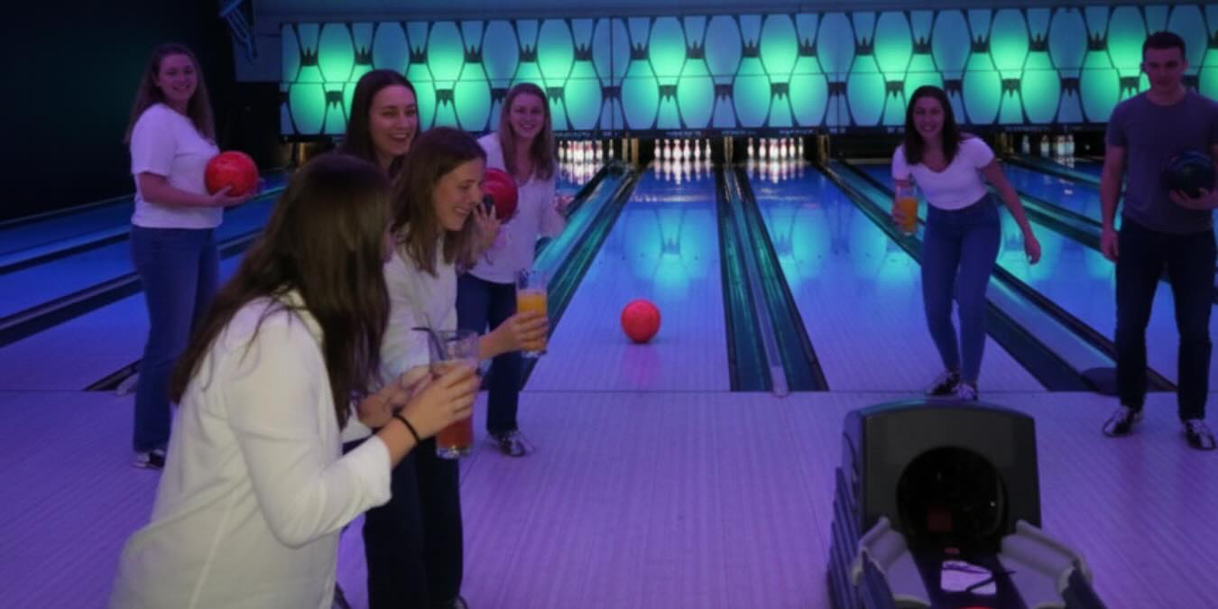 Bowling & Social 🎳