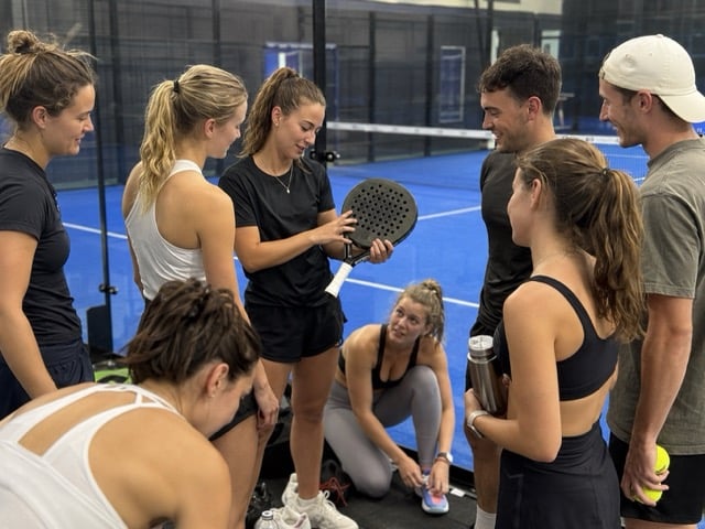 Padel & Social: Beginner 🎾 