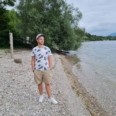 Manuel
