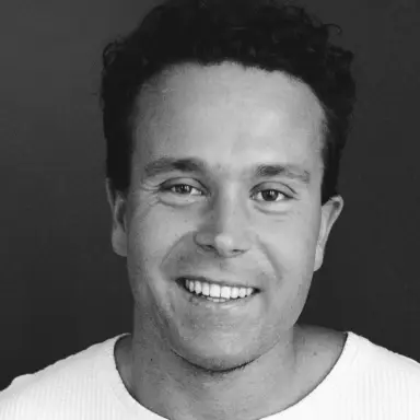 Tobias S.