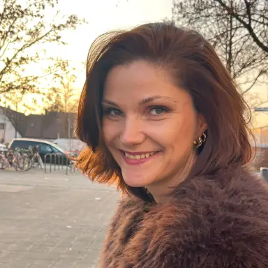 Sandra W.