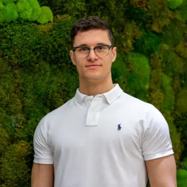 Niklas B.