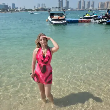 Niki Z.