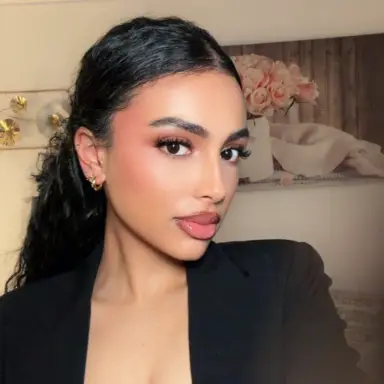 Sarah T.