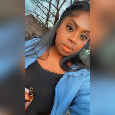 Yanika E.