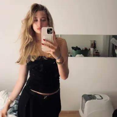 Julia G.